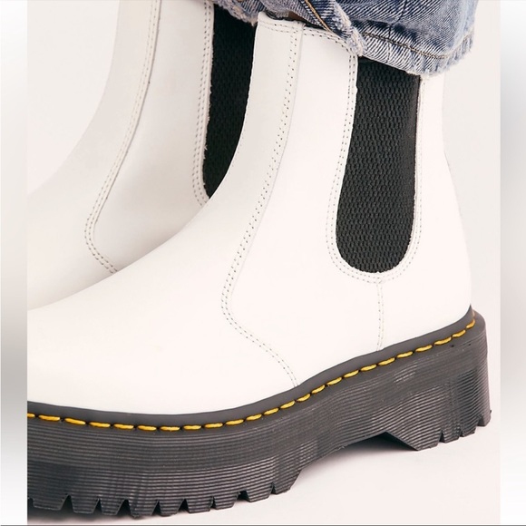 Dr. Martens Quad Chelsea Boot - Picture 3 of 4